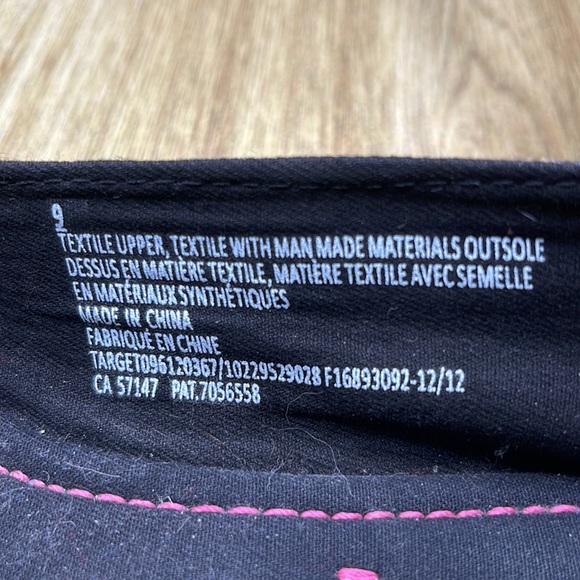 TARGET Law Paw Animal Print Fabric Flats - 9 US - Picture 6 of 9